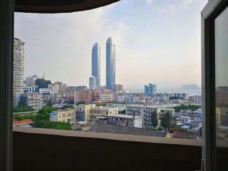 7 Days Premium Xiamen University Shimao Twin Tower Sea View - 1