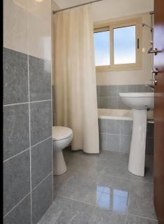 Peaceful Peyia Retreat with Pool & Sea Views - 7