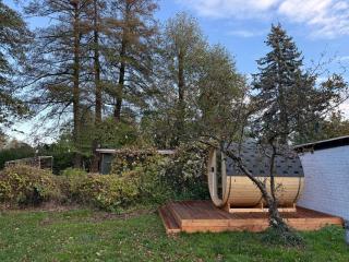 Cabin with Sauna by the Lake - 7