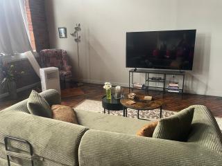 Rivertown Architectural Loft - 1