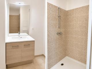 New 1-bedroom apartment on the outskirts of Paris - Balcony - Private parking - 4