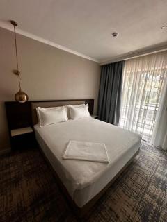 万通中央公园酒店Wantong Central Park Hotel - 0