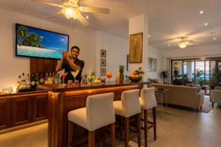 Casa Seven Ocean Front with Private C hef Included - 1