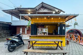 RedDoorz Resort at Rompok Cileunca Pangalengan - 9