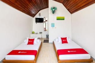 RedDoorz Resort at Rompok Cileunca Pangalengan - 6