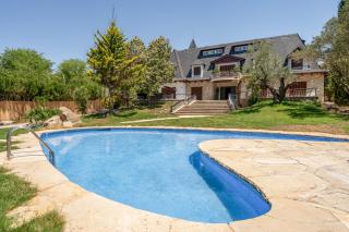 Stone Manor Pool Garden Garraf Near BCN - 9