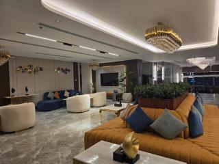 Stylish Studio 5 Min to Al Safarat - 1