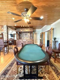 Cove Manor - 2