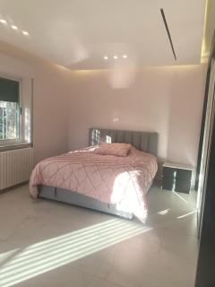 Private villa with heated pool family friendly - 9