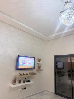 OCEAN PARK , fully furnished one bedroom flat nearby paloma beach for families and married couples only with free access to the swimming pool in the compound - 3