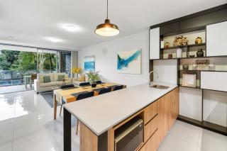 Spacious and Stylish 3BR Apartment in West End - 7