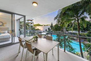 Spacious and Stylish 3BR Apartment in West End - 6