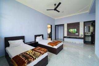 Hotel Amarendra Stay in - 3