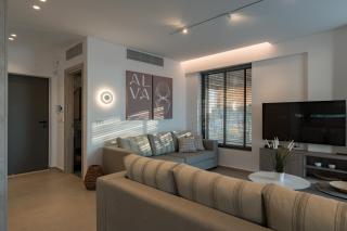 ALVA Exclusive Seaside Villas - Steps to Beach - 4