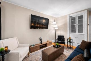 The Witch City Hideout - Salem 3 Bedroom with Gameroom, Balcony & Free Parking - 3