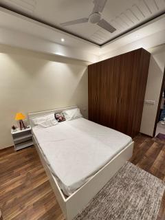 Cozy Fully Furnished 2BHK Stay - 5