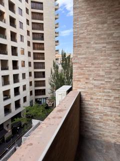 Designer two-bedroom apartment - 8