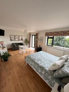 Lakeview Ensuite - Peaceful Country Escape - 6