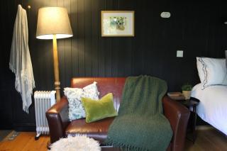 Cornwall Woodland Shepherd's Hut - Dennis Hut - 8