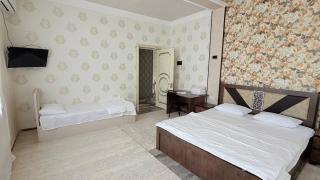 Nuric Family Guest House - 2