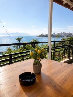 Geni Sea View Rooms - 0