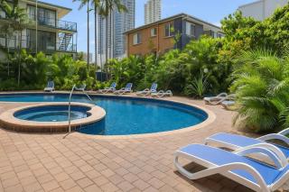 Surfers 1BR 3 Min to Beach - 7