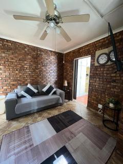 Kingfisher Hideaway - 5