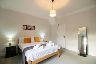 Modern 3-Bed House in Bishop Auckland Sleeps 9 - 9
