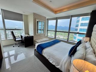Luxury 3 Bedroom Apartment in Centaurus with Mountain & City Views - 6