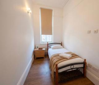 The Luxe Retreat- Luxury 3 Bed Apartment - 1