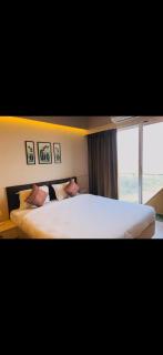 Belliza Luxury Stay with Pool & Gym - 2