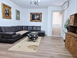 APARTMENT STRIC CENTER of STIP - 9
