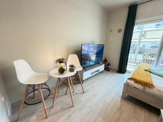 Yas Island Studio Near Airport & Attractions B12 - 7