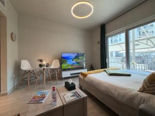 Yas Island Studio Near Airport & Attractions B12 - 5