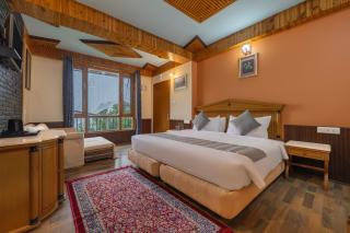 Snowfall View Home Kufri Operated by Splendid Retreat Hotels - Family Groups & Events - Forest Tracks - Vacation - Memories - 0