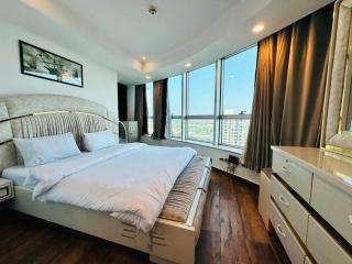 Sky view 3BR Centourous Tower - 0
