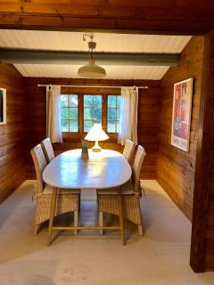Cozy and authentic log house - 3
