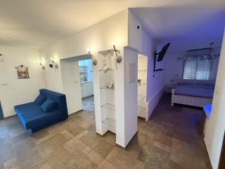Enjoya Suite - 1