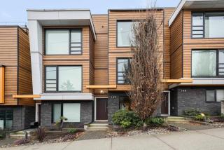 Elite Townhouse @ the Shipyards - 7