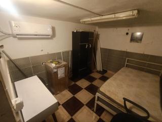 Isis studio in maadi - 2