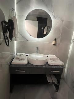 Megalora Hotel - 3