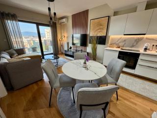 Luxury Apartment 52 Diamond Residences - 0