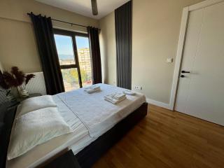 Luxury Apartment 52 Diamond Residences - 1