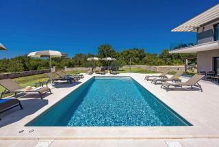 Luxury Villa Serena 2022 - with heated Pool - 1