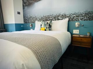 Artisan Suites on Bowen - 2