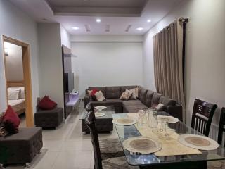 The Windsor Signature 2BHK By AirMakaan F-17 - 8