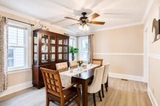 Charming Home in Kearny 3 Bedrooms 2 Full Bathrooms - 3