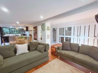 Private Rainforest Cottage - Bingil Bay - 9