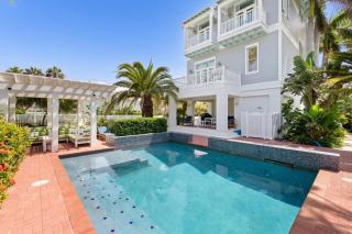Lotus Villa - Private beach house with Pool and Hot Tub home - 7