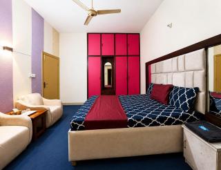 The Moonlight Guest House - 4